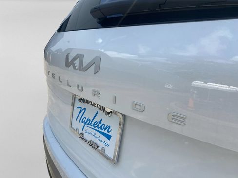 Used 2025 Kia Telluride S FWD image 31