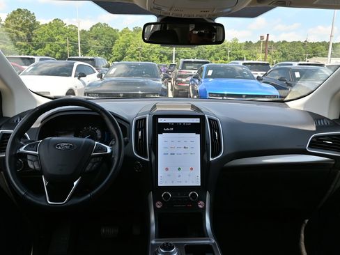 Used 2024 Ford Edge SEL AWD/4WD image 35
