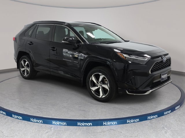 Used 2023 Toyota RAV4 SE w/ Weather & Moonroof Package AWD/4WD image 3