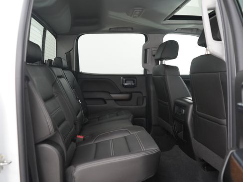 Used 2019 GMC Sierra 2500 Denali AWD/4WD image 12