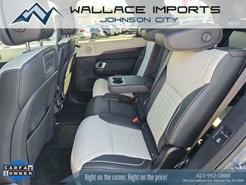 Used 2023 Land Rover Discovery HSE R-Dynamic image 32