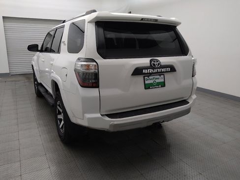 Used 2017 Toyota 4Runner TRD Off-Road AWD/4WD image 6