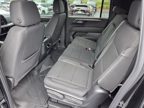 New 2026 Chevrolet Suburban LS w/ LS Custom Edition RWD image 7