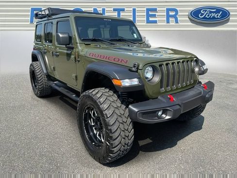 Used 2022 Jeep Wrangler Unlimited Rubicon AWD/4WD image 8