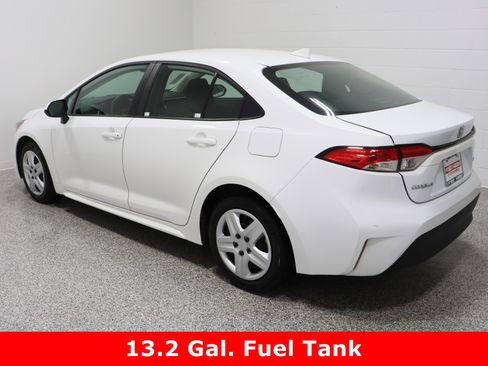 Used 2024 Toyota Corolla LE image 9