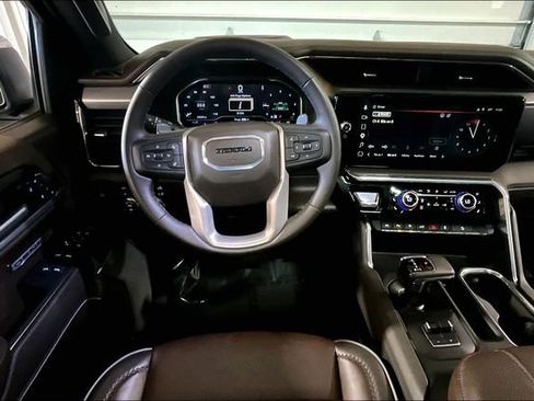 Certified 2025 GMC Sierra 1500 Denali w/ Denali Reserve Package AWD/4WD image 20