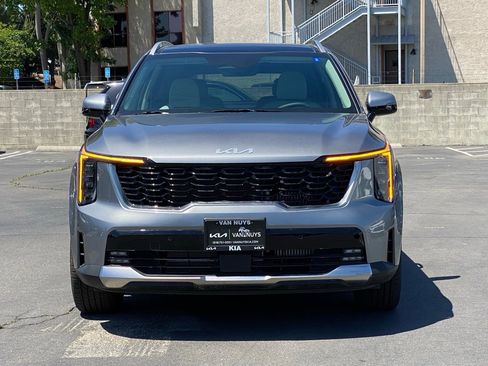 New 2026 Kia Sorento EX w/ EX Premium Package FWD image 9