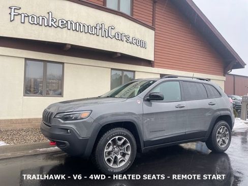 Used 2022 Jeep Cherokee Trailhawk image 2