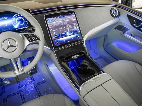 Certified 2023 Mercedes-Benz EQE 350+ SUV w/ AMG Line Exterior Package image 17