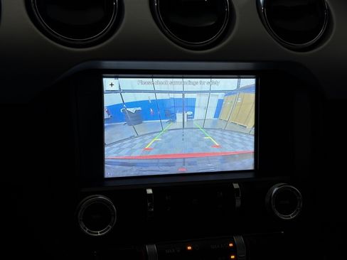 Used 2016 Ford Mustang GT Premium RWD image 31
