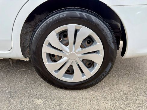 Used 2019 Nissan Versa S Plus image 31