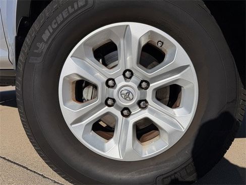 Used 2014 Toyota 4Runner SR5 image 8