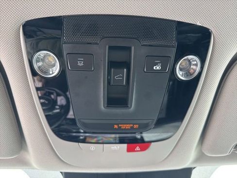 Used 2023 Kia Sorento SX image 33