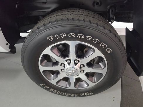 Used 2023 RAM 2500 Limited AWD/4WD image 11