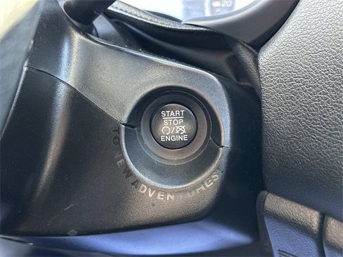 Used 2020 Jeep Renegade Limited w/ UConnect 8.4 Nav Group image 23