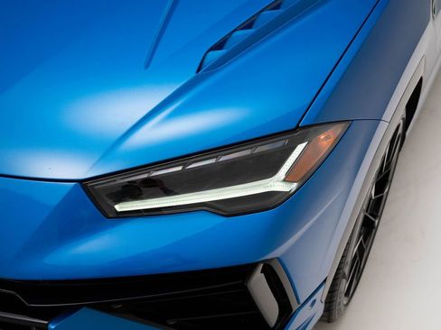 Used 2023 Lamborghini Urus S image 64