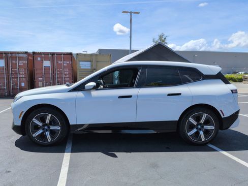 Certified 2024 BMW iX xDrive50 w/ Sport Package image 7