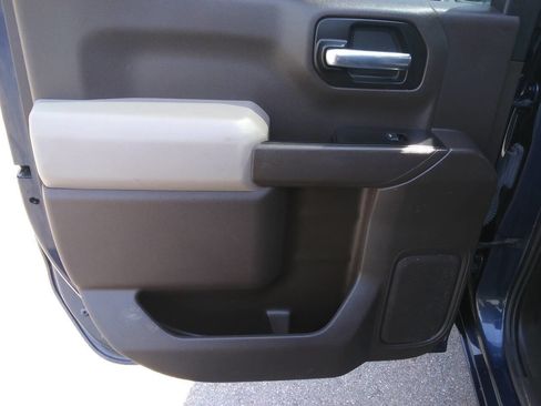 Used 2020 Chevrolet Silverado 1500 LT w/ All-Star Edition AWD/4WD image 12