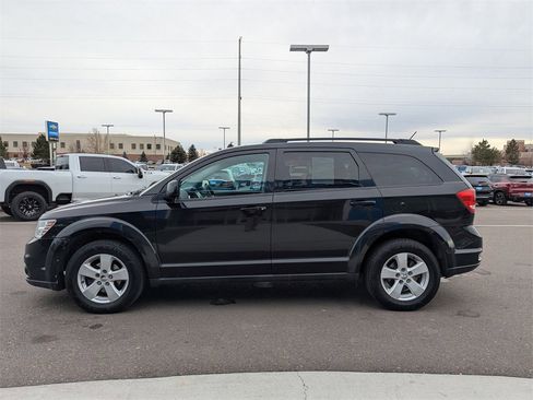 Used 2012 Dodge Journey SXT w/ Flexible Seating Group image 9
