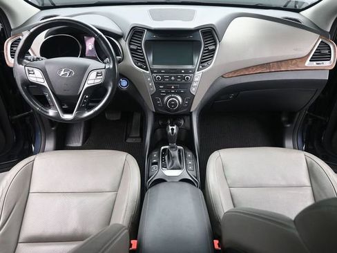 Used 2018 Hyundai Santa Fe SE Ultimate w/ SE Ultimate Tech Package 03 image 25