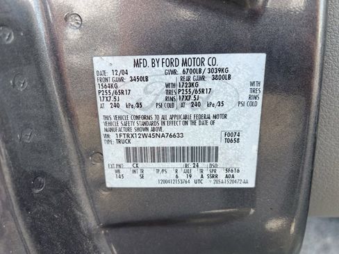 Used 2005 Ford F150 XLT image 15