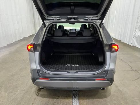 Used 2019 Toyota RAV4 Limited AWD/4WD image 12
