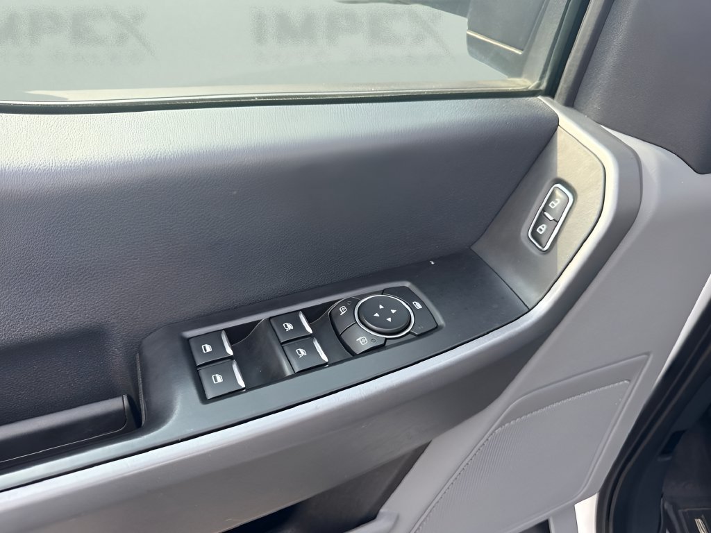 Used 2024 Ford F350 XLT AWD/4WD image 19