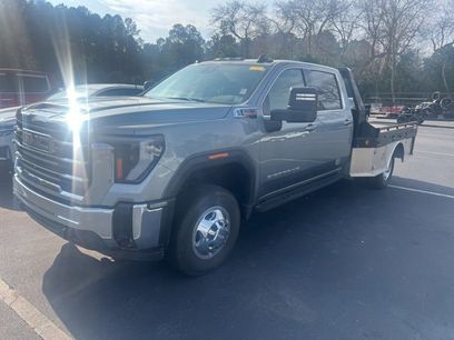 Used 2024 GMC Sierra 3500 SLE w/ SLE Convenience Package