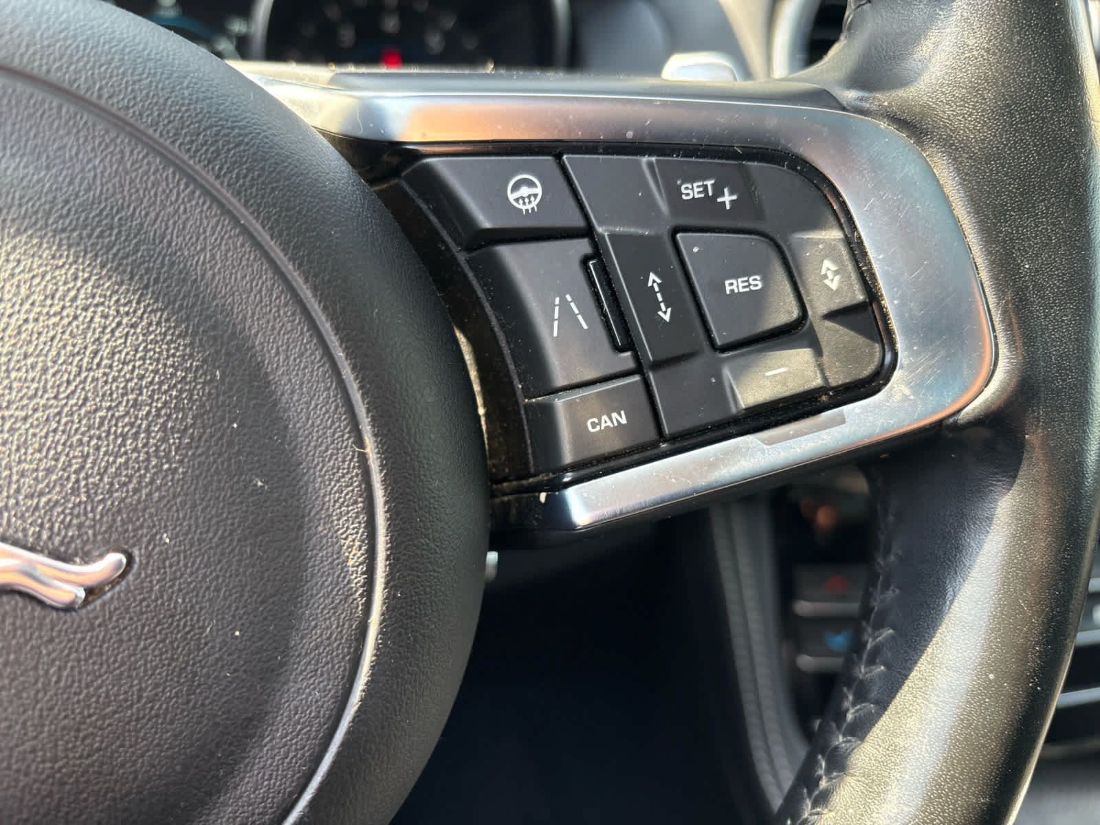 Used 2020 Jaguar F-PACE R-Sport AWD/4WD image 5