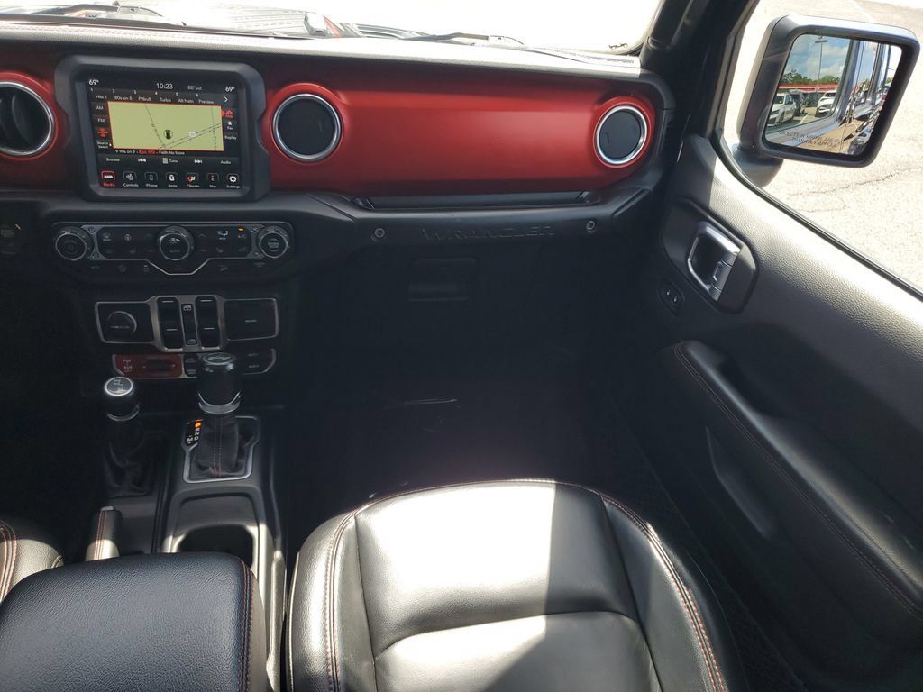 Used 2021 Jeep Wrangler Unlimited Rubicon w/ Uconnect 4C Nav & Sound Group AWD/4WD image 28