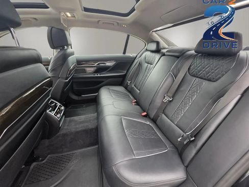 Used 2018 BMW ALPINA B7 xDrive AWD/4WD image 34