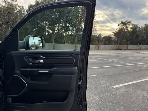 Used 2024 RAM 1500 Laramie image 32