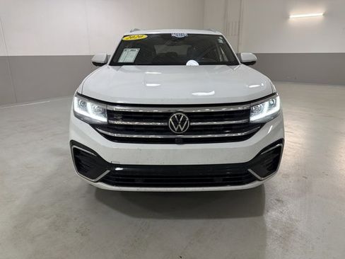 Used 2020 Volkswagen Atlas Cross Sport SEL Premium R-Line image 2