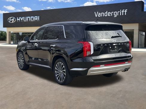 Used 2025 Hyundai Palisade Calligraphy image 12