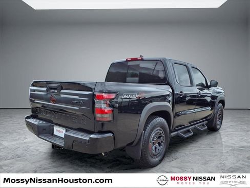 New 2026 Nissan Frontier Pro-X image 4