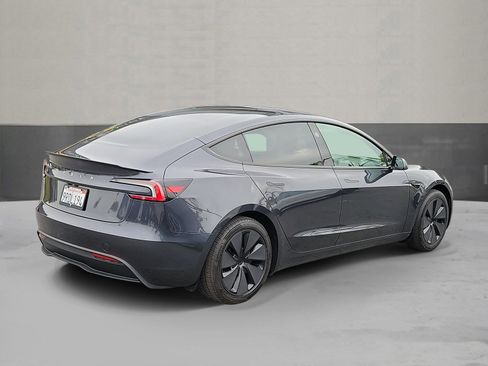 Used 2025 Tesla Model 3 Long Range RWD image 2