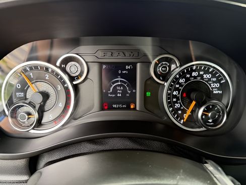 Used 2019 RAM 2500 Big Horn AWD/4WD image 29