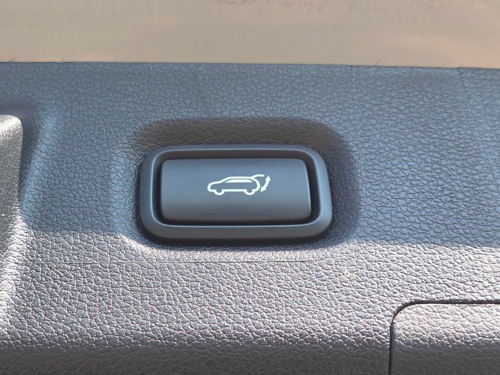 Used 2021 Hyundai Santa Fe SEL w/ Convenience Package AWD/4WD image 30