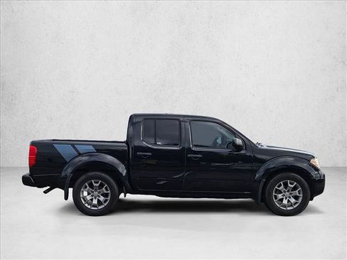Used 2020 Nissan Frontier SV RWD image 4