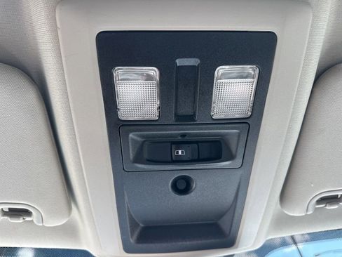 Used 2017 RAM 2500 SLT AWD/4WD image 40