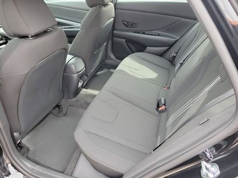 New 2026 Hyundai Elantra SEL Sport FWD image 23