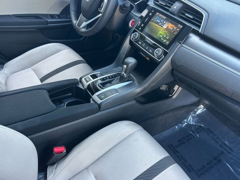 Used 2016 Honda Civic EX image 33