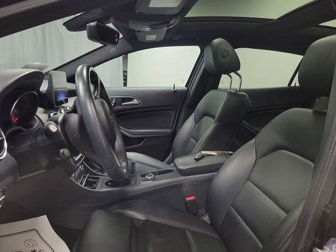 Used 2020 Mercedes-Benz GLA 250 4MATIC image 12