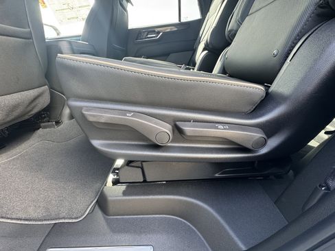 New 2026 GMC Yukon Elevation AWD/4WD image 10