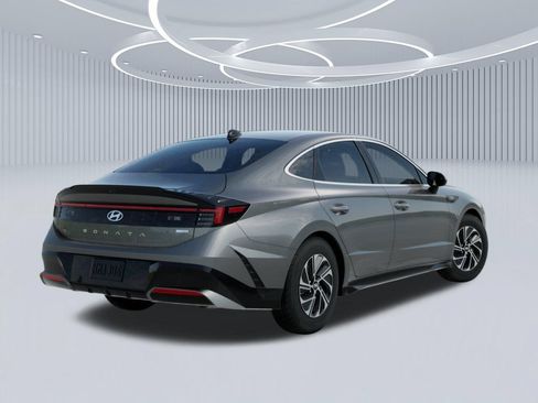 New 2026 Hyundai Sonata Blue FWD image 4