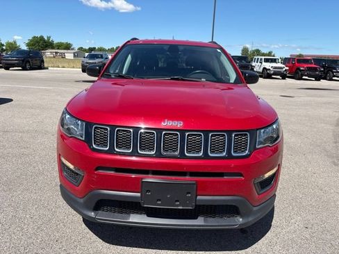 Used 2018 Jeep Compass Sport w/ Tech Group AWD/4WD image 13