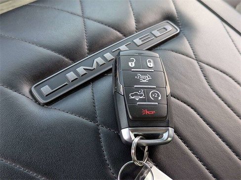 Used 2025 RAM 1500 Limited w/ Trailer Tow Group image 32