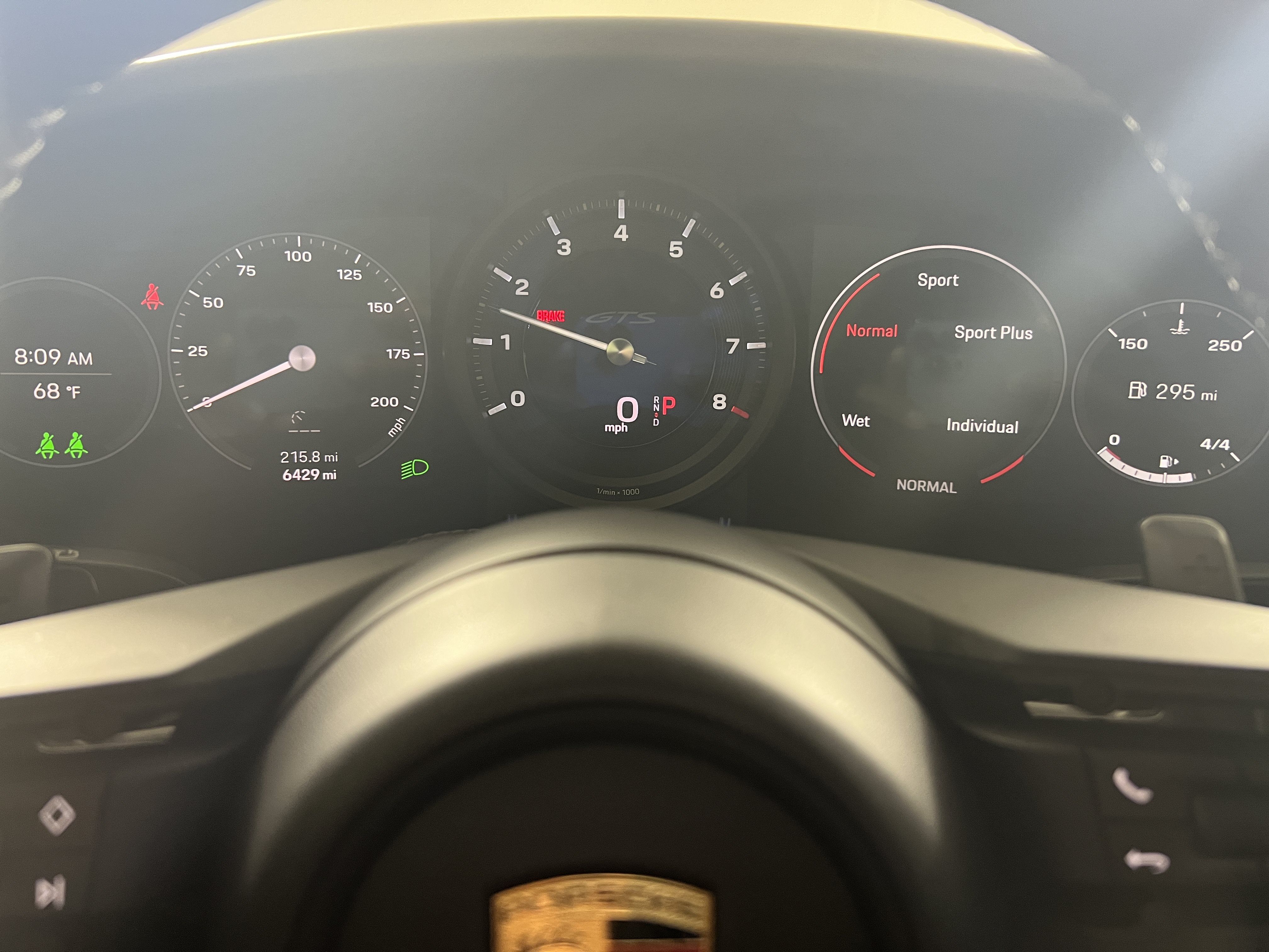 Certified 2024 Porsche 911 50th Anniversary Edition AWD/4WD image 18