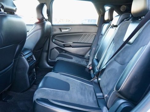 Used 2019 Ford Edge ST w/ Equipment Group 401A image 11