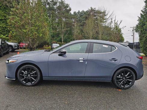 New 2026 MAZDA MAZDA3 Hatchback w/Premium Plus Pkg image 8